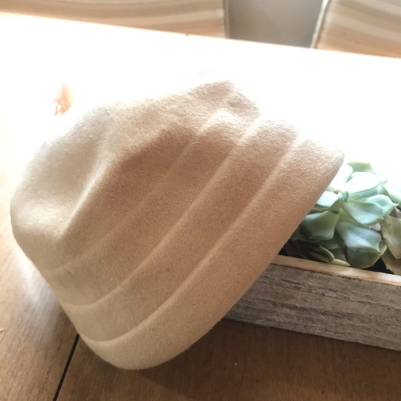 Vintage wool hat - Picture 2 of 3